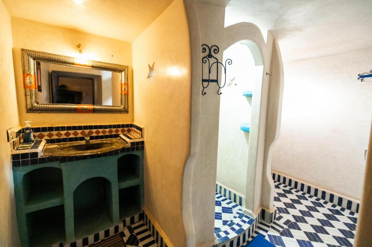 ホテル Ksar Bicha メルズーガ エクステリア 写真