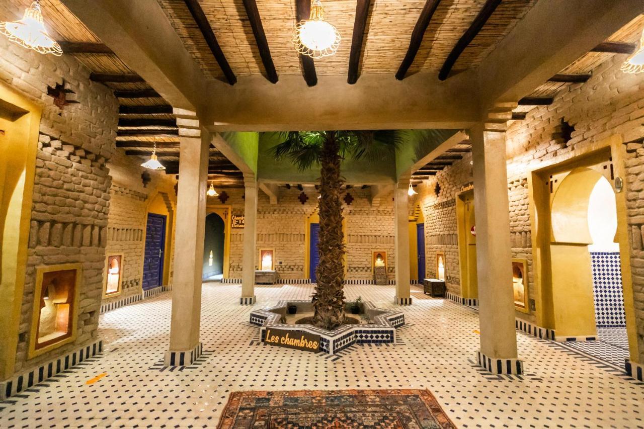 ホテル Ksar Bicha メルズーガ エクステリア 写真